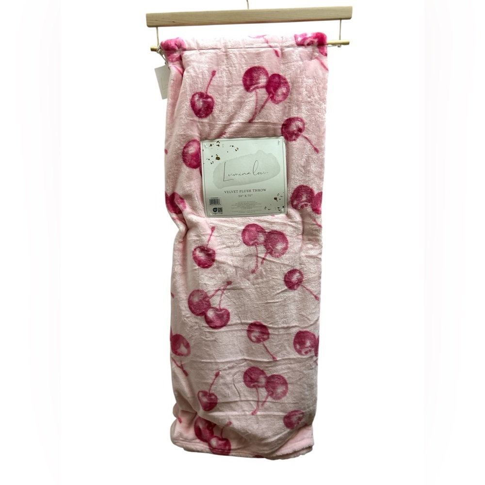 Lumina Lou Cherry Velvet Plush Throw Blanket 50” x 70” NWT